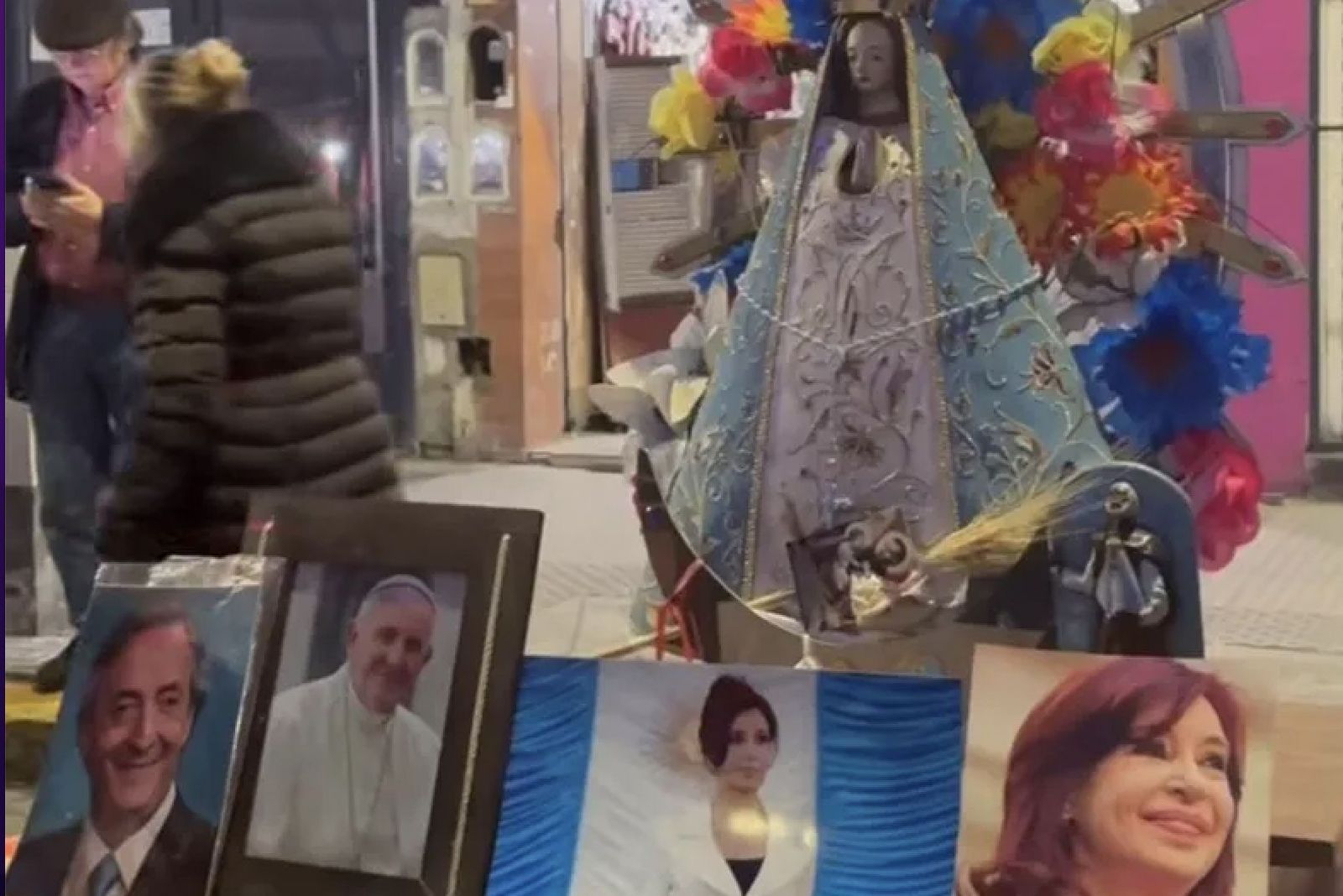 Cristina Kirchner, en un altarcito por san Cayetano