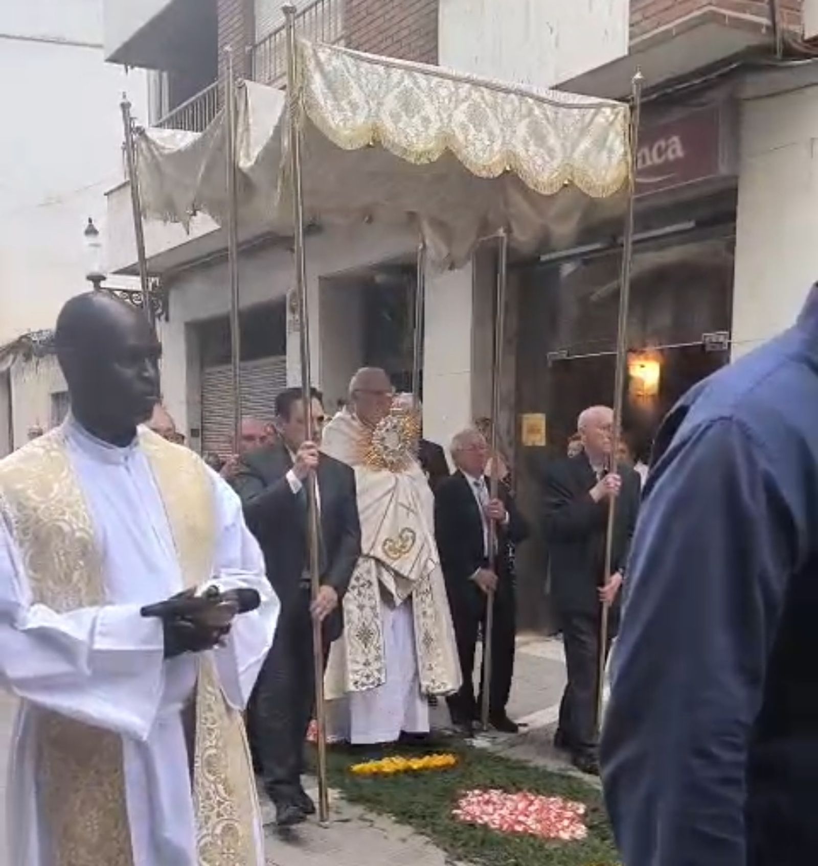 El Corpus volvió a brillar en Picanya