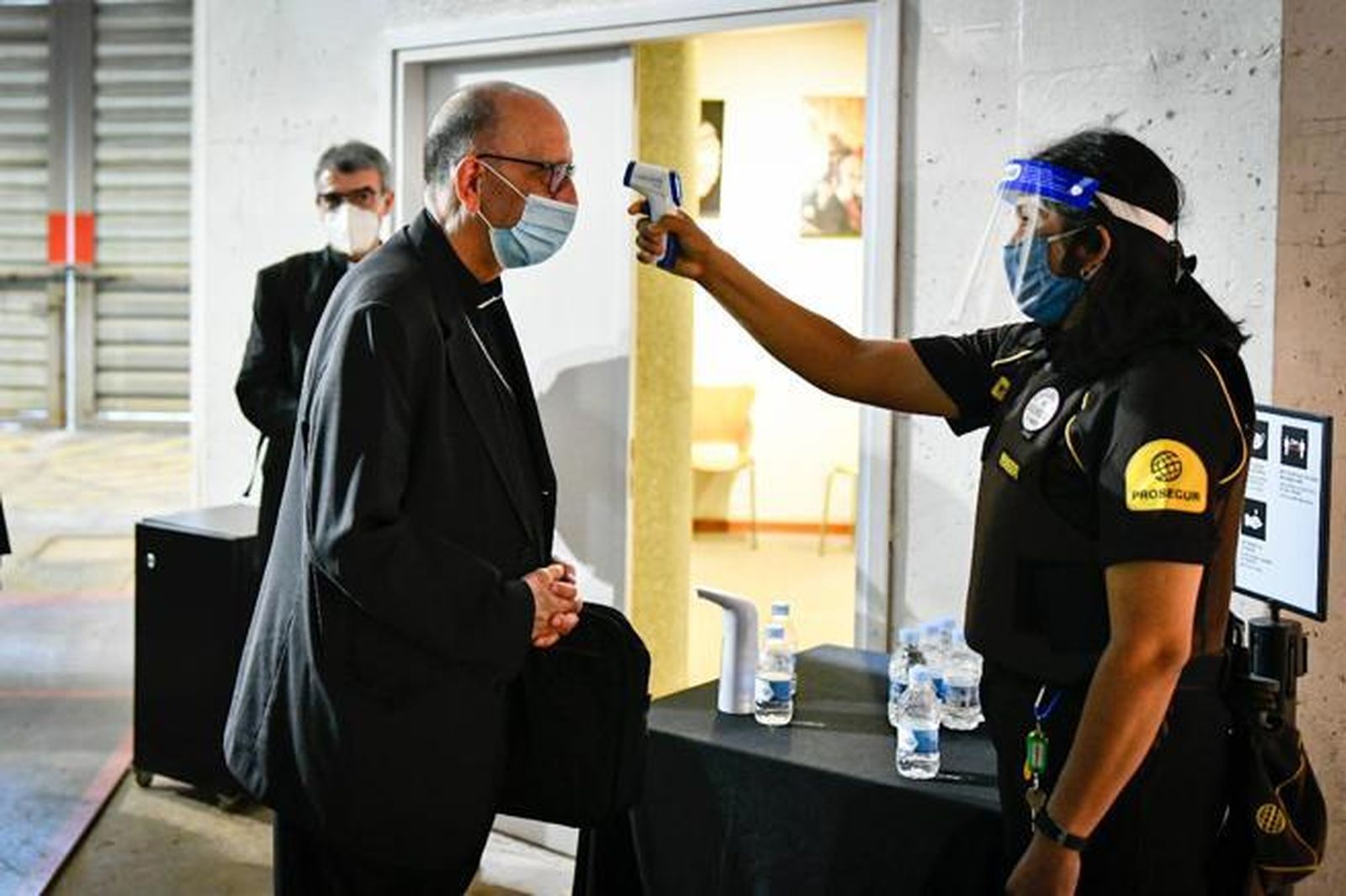 Omella se somete a un control de temperatura