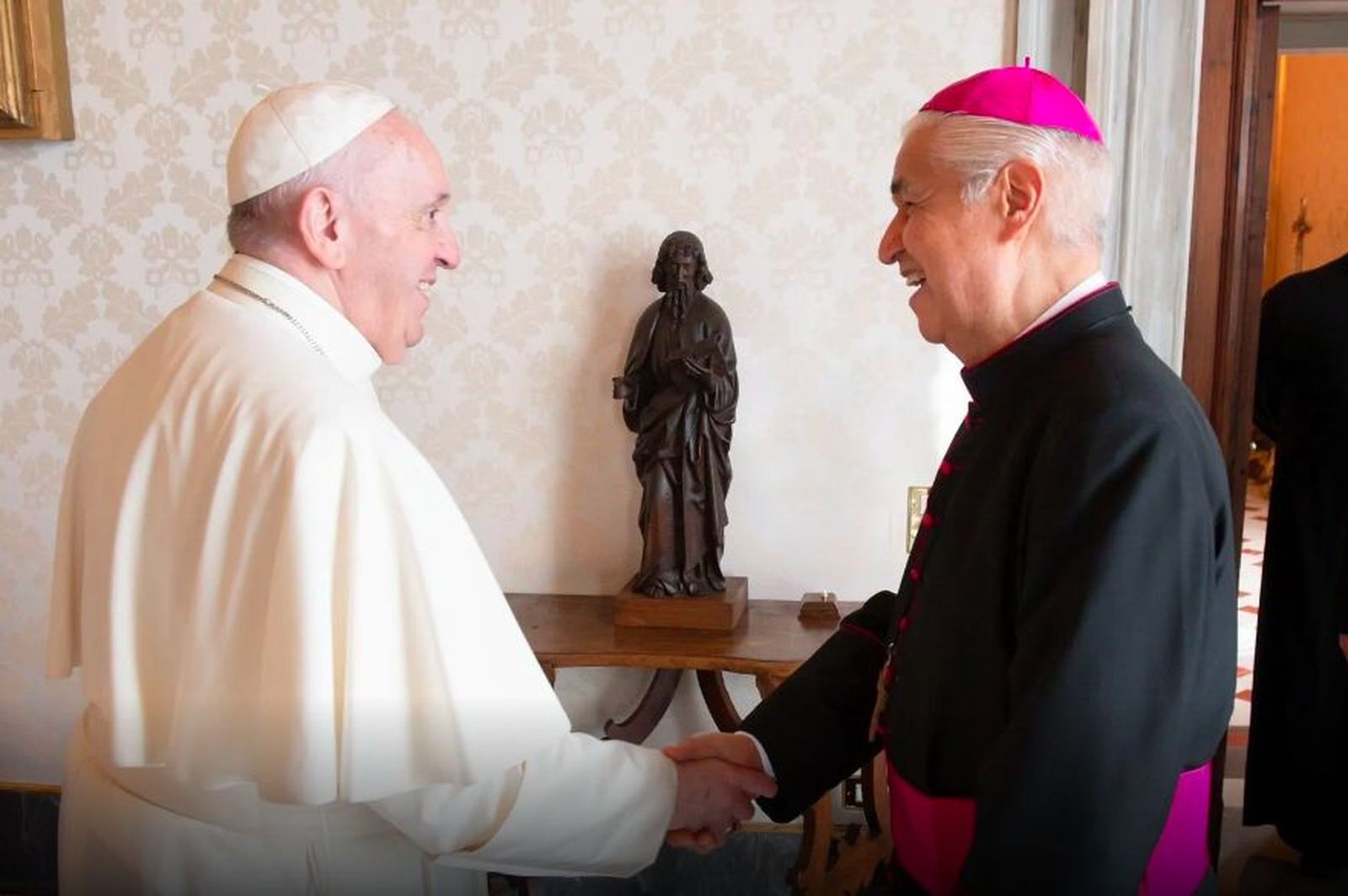 Las personas que estén contra el Papa Francisco, se ponen en riesgo de no vivir en comunión eclesial: Presidente del Episcopado Mexicano