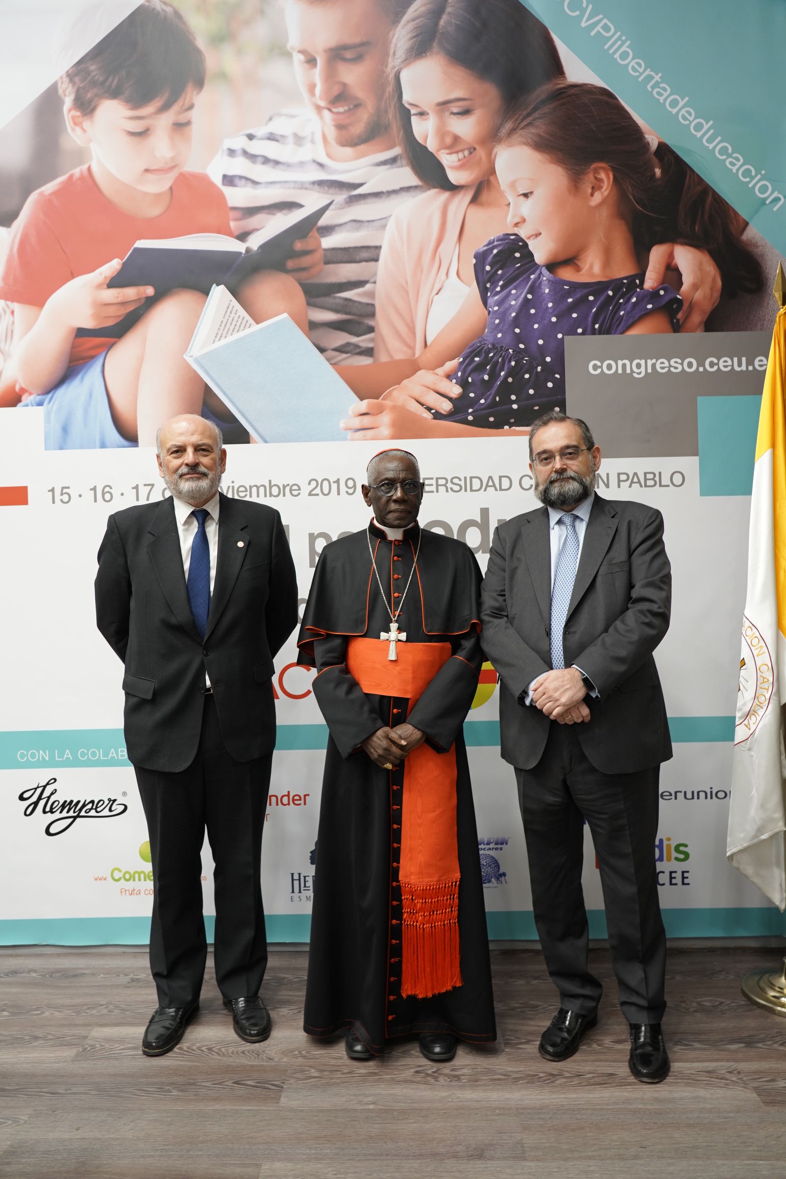 Sarah, con Bullón de Mendoza y Sánchez Saus