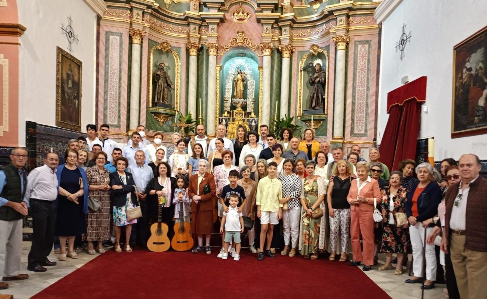 Comunidad parroquial de Fuentes de León (Badajoz)