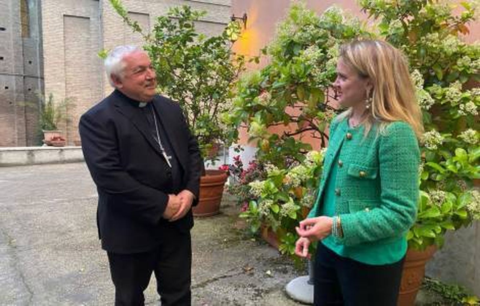 Marie-Lucile Kubacki y Jean-Marc Aveline, arzobispo de Marsella
