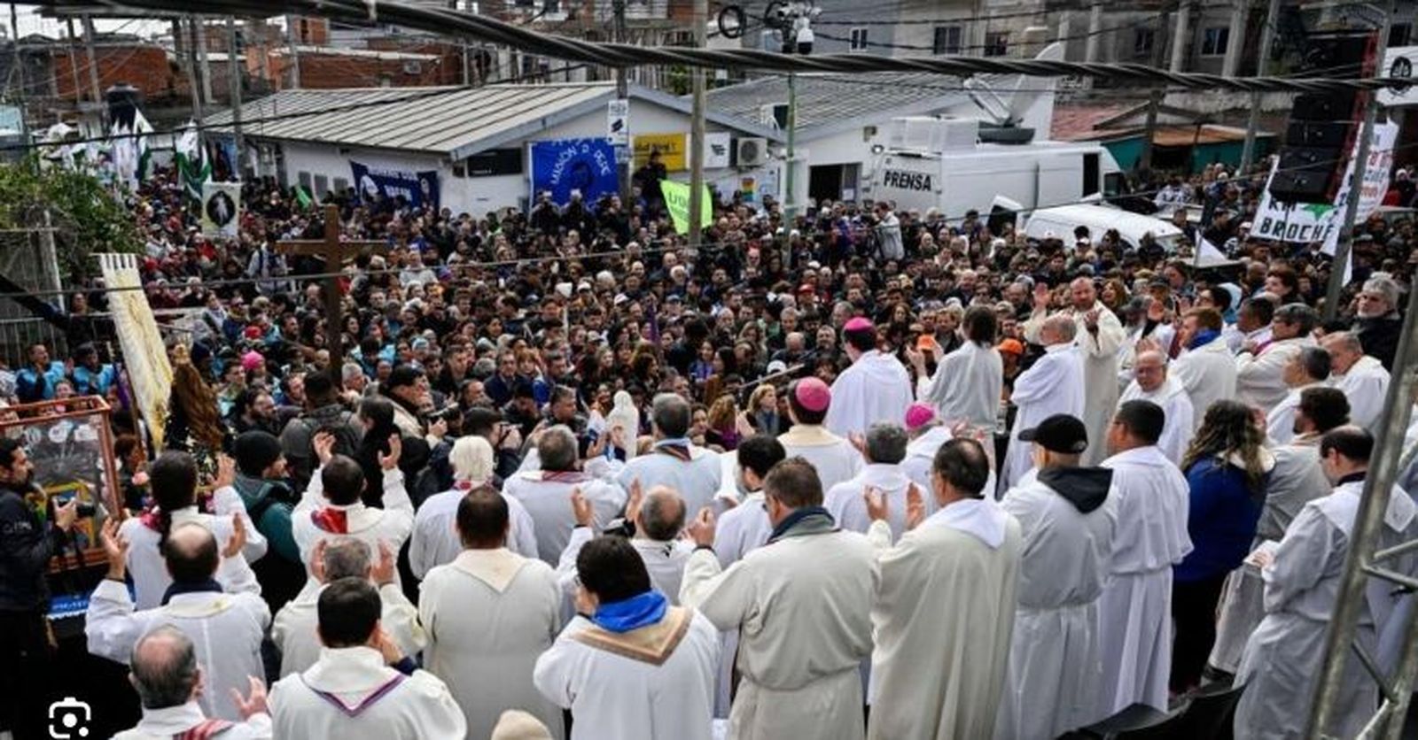 Argentina Curas Villeros misa