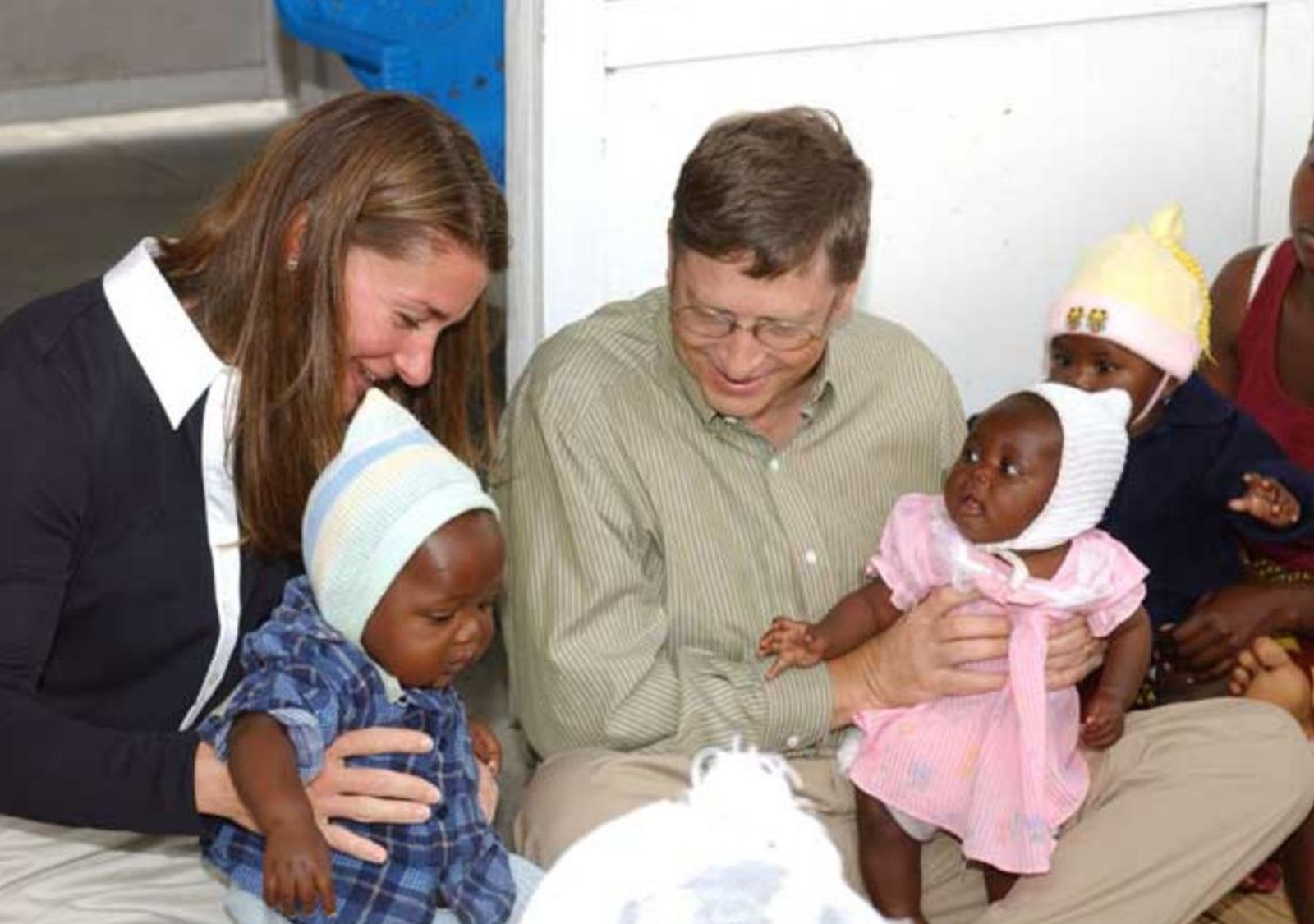 Bill Gates y su esposa, Melissa, en Mozambique