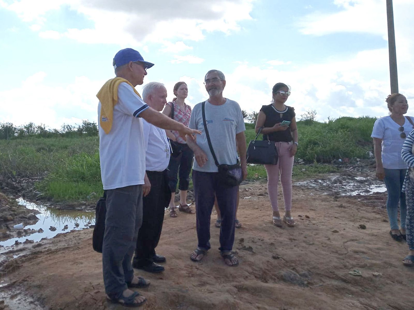 El Cardenal Cañizares, en el Vicariato de Requena, en Perú