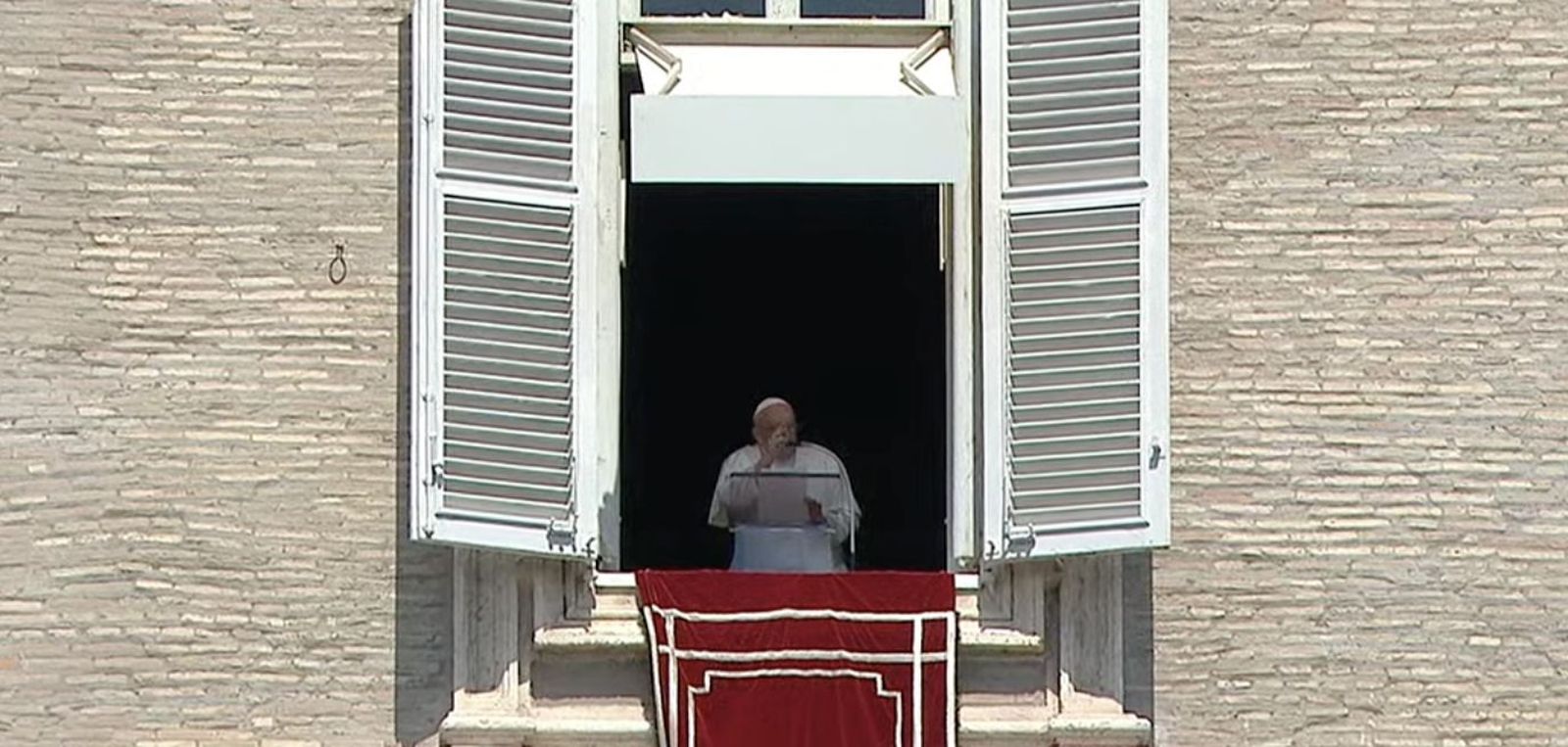 Francisco, desde el Palacio Apostólico