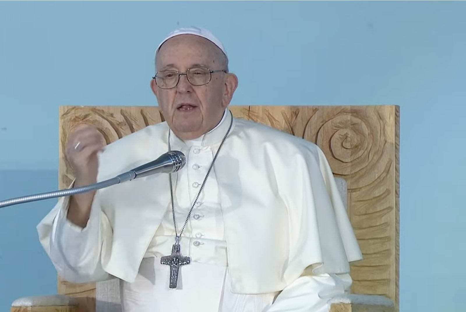 Francisco, durante su discurso, en el que continuamente interpeló a los jóvenes