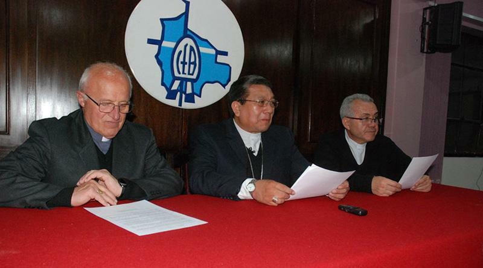 Comunicado de la Conferencia Episcopal de Bolivia ante 'los indicios de fraude' en los datos transmitidos