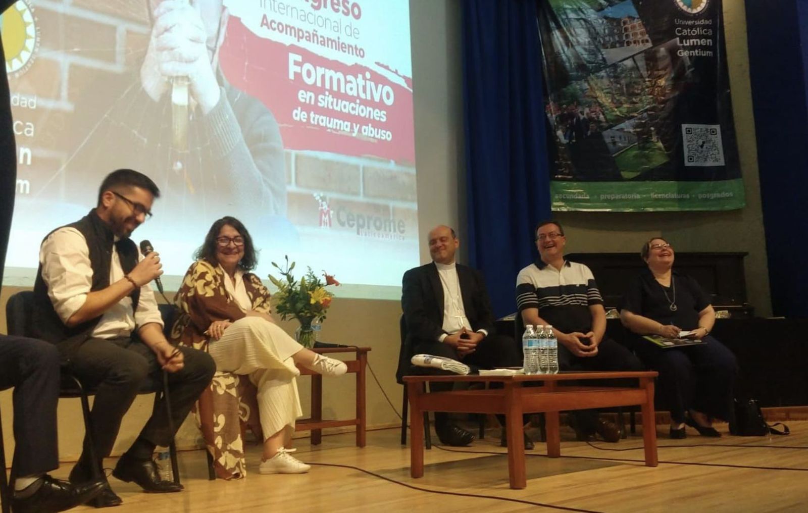 Monseñor Acero, en el Congreso de Ceprome