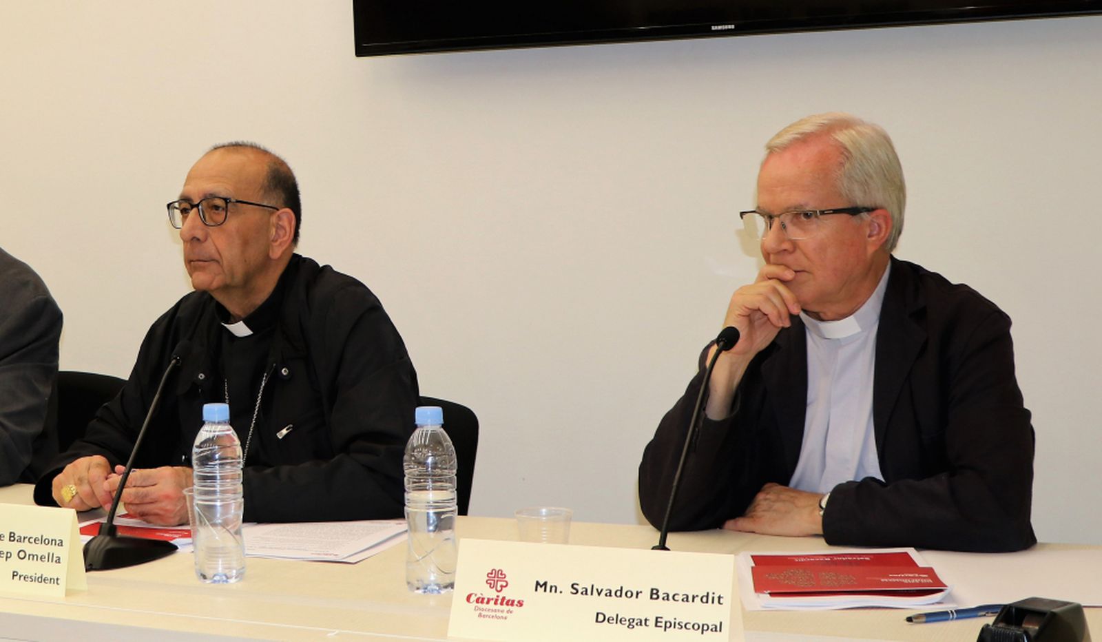 El cardenal Juan José Omella y Salvador Bacardit.