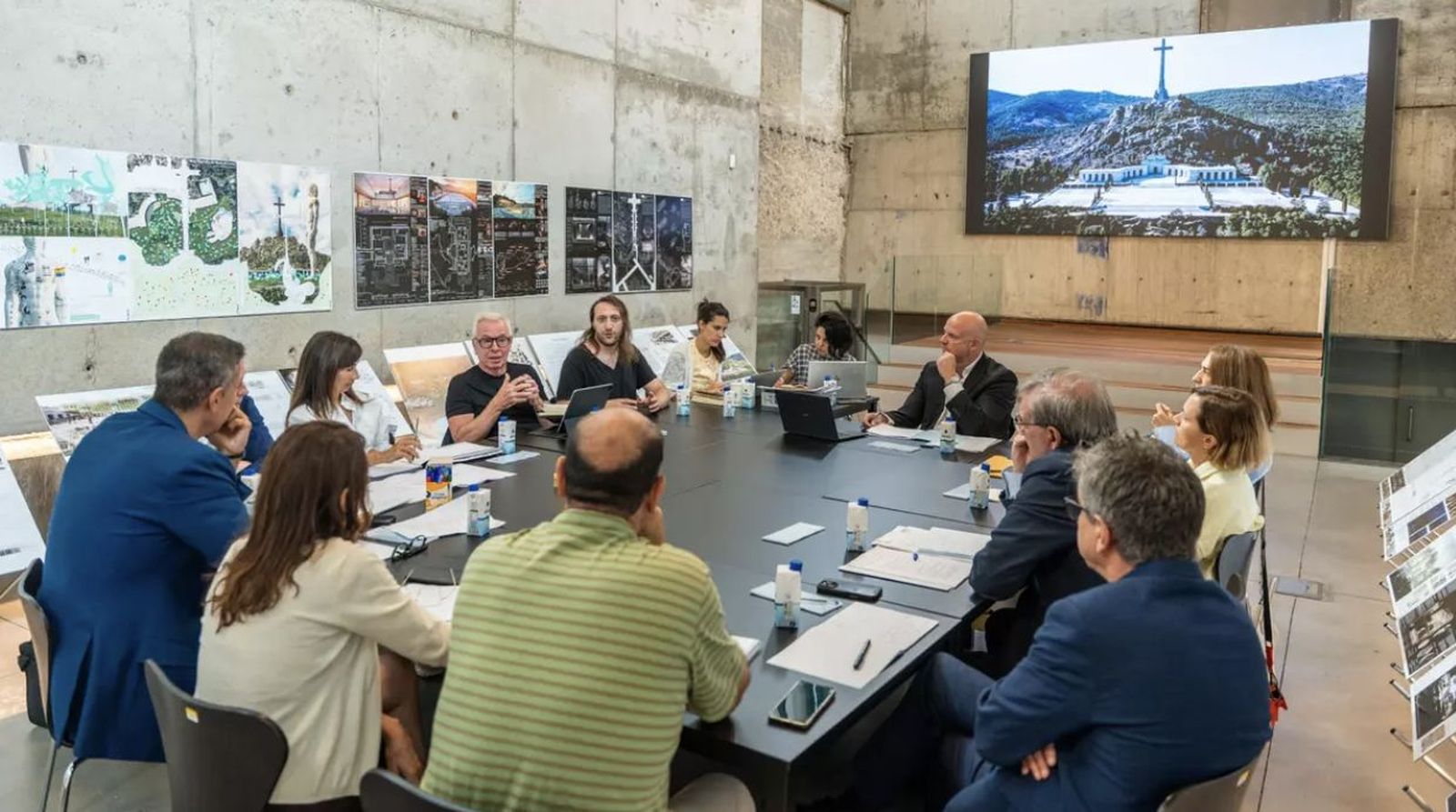 Reunión del Jurado para la resignificación de Cuelgamuros