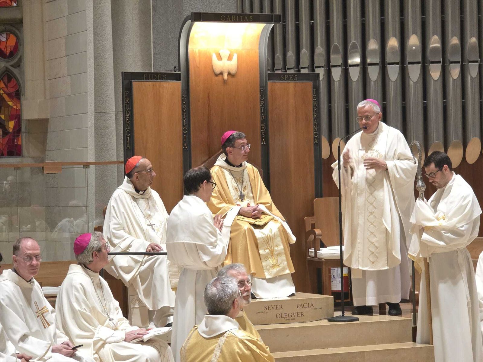 Misa por Gaudi en la sagrada Familia