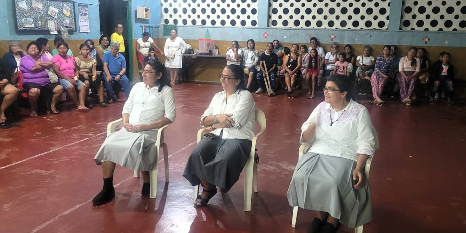 Las misioneras Martha, Griselda y Soledad