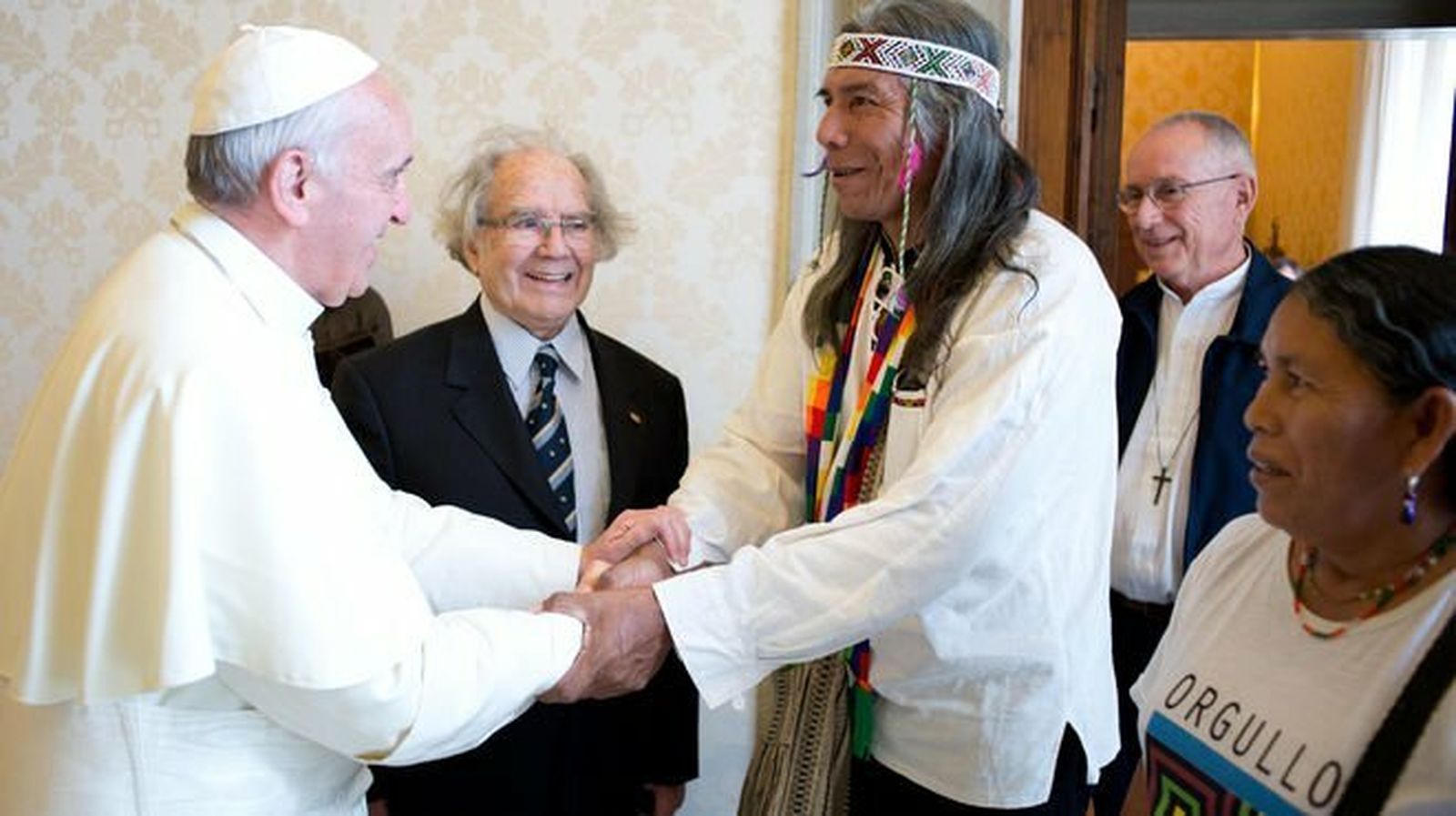 Francisco, Pérez Esquivel y los líderes indígenas