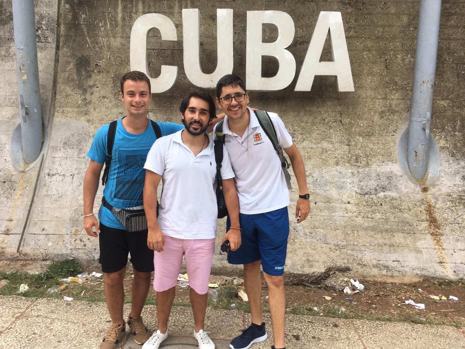 Jóvenes seminaristas en Cuba