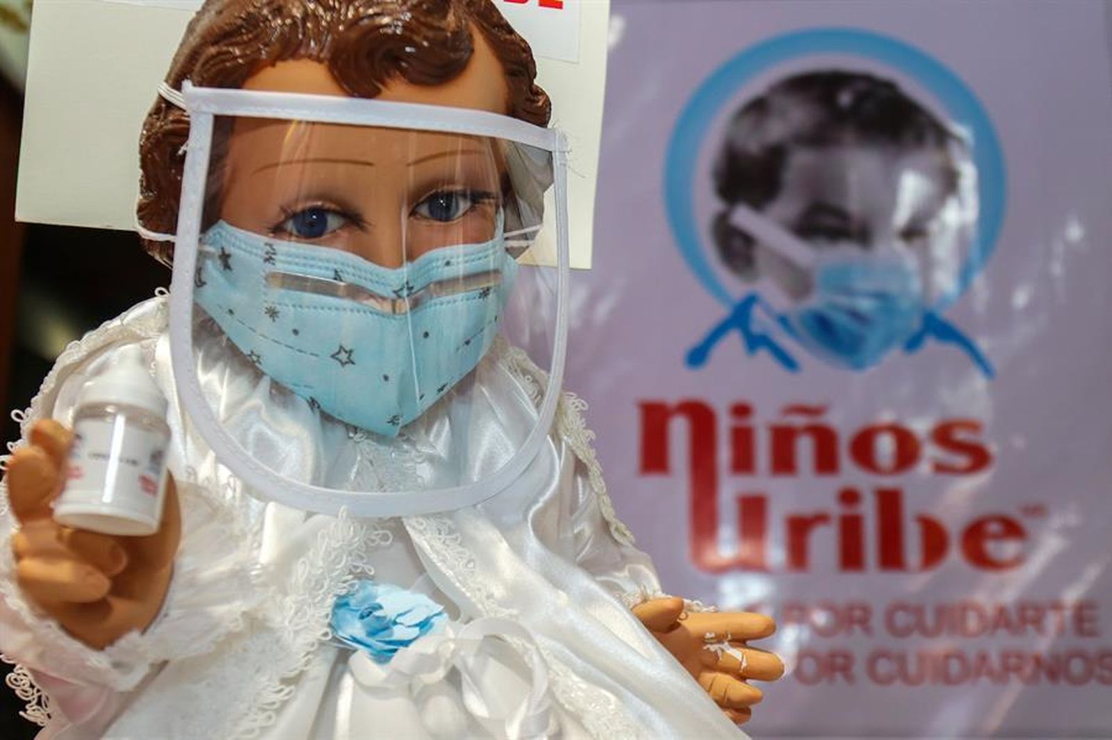 El Niño Jesús se protege