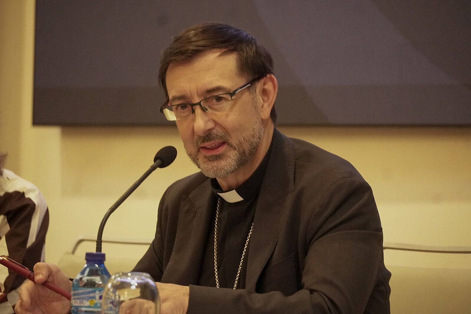 El. cardenal Cobo anunció un acto de reconocimiento a las víctimas