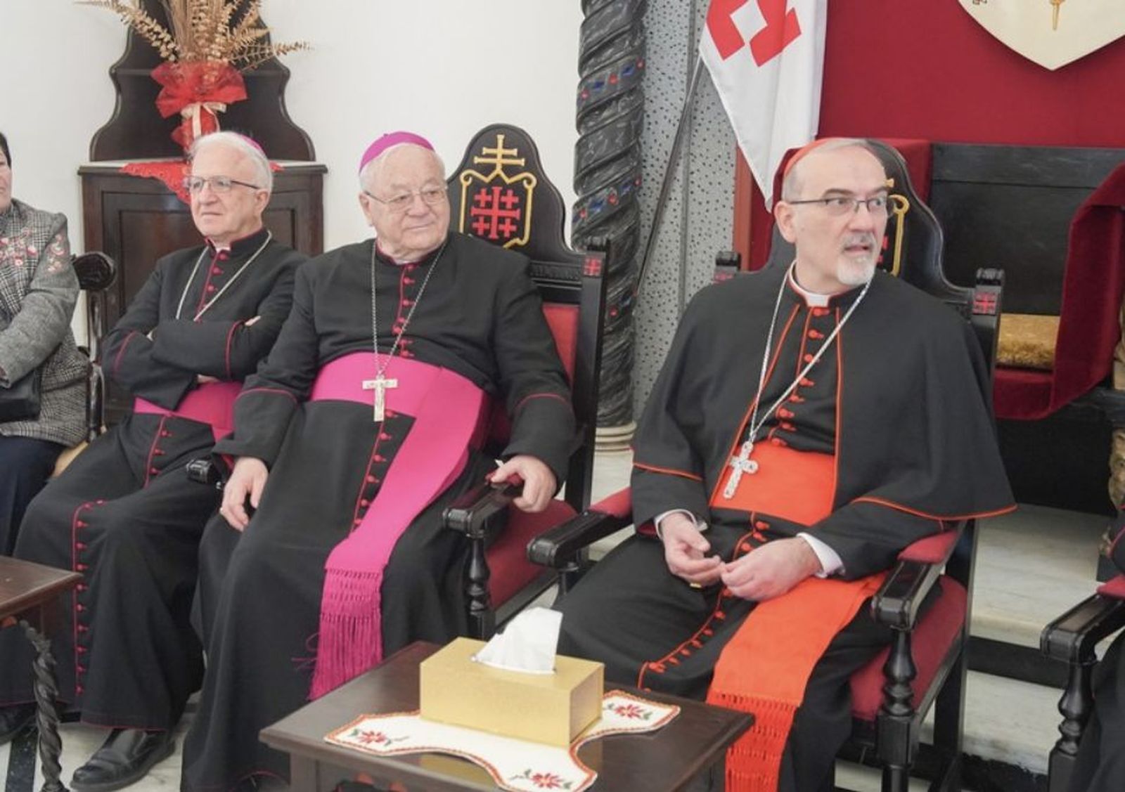 El cardenal Pizzaballa con otros obispos de Tierra Santa