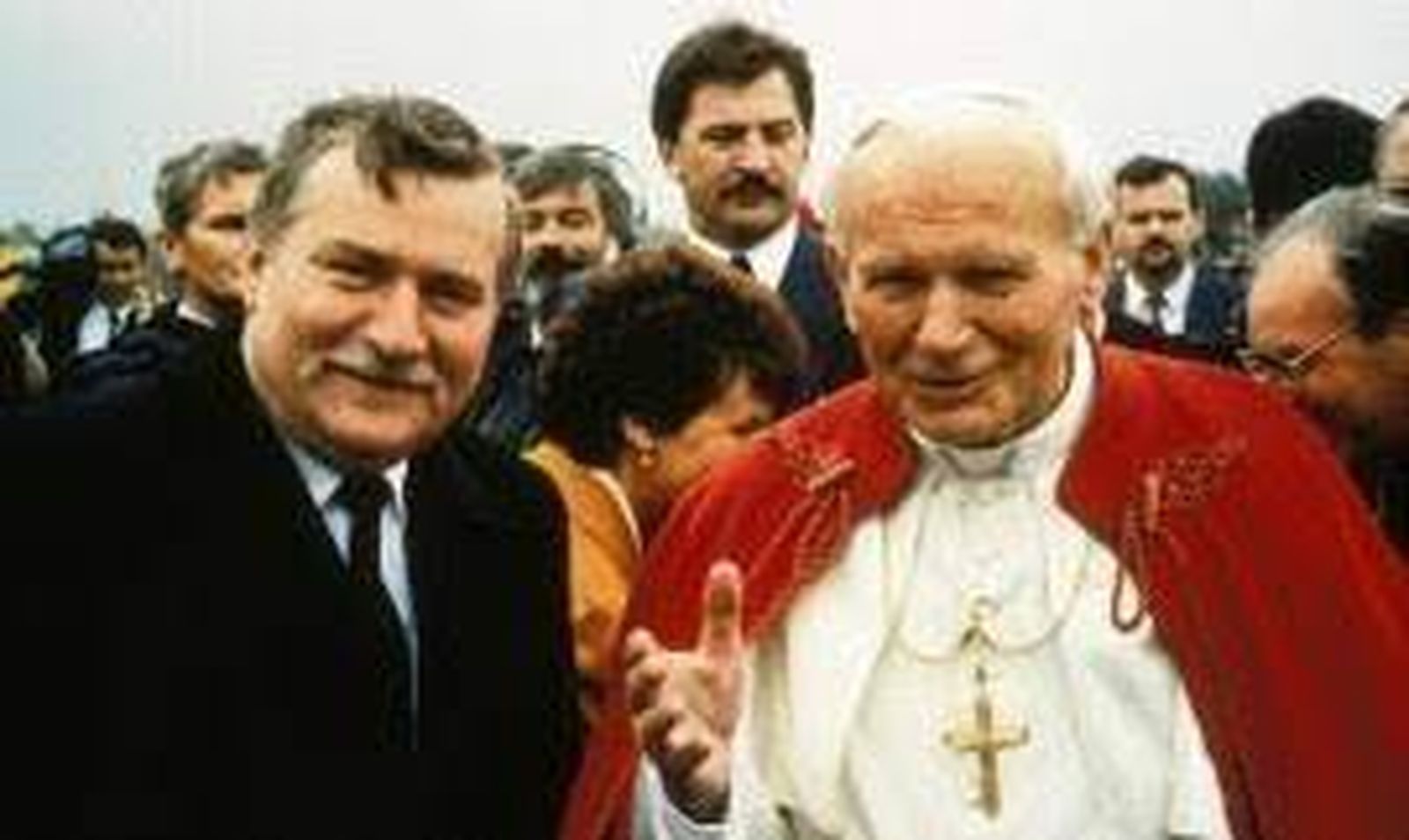 Juan Pablo II con Lech Walessa
