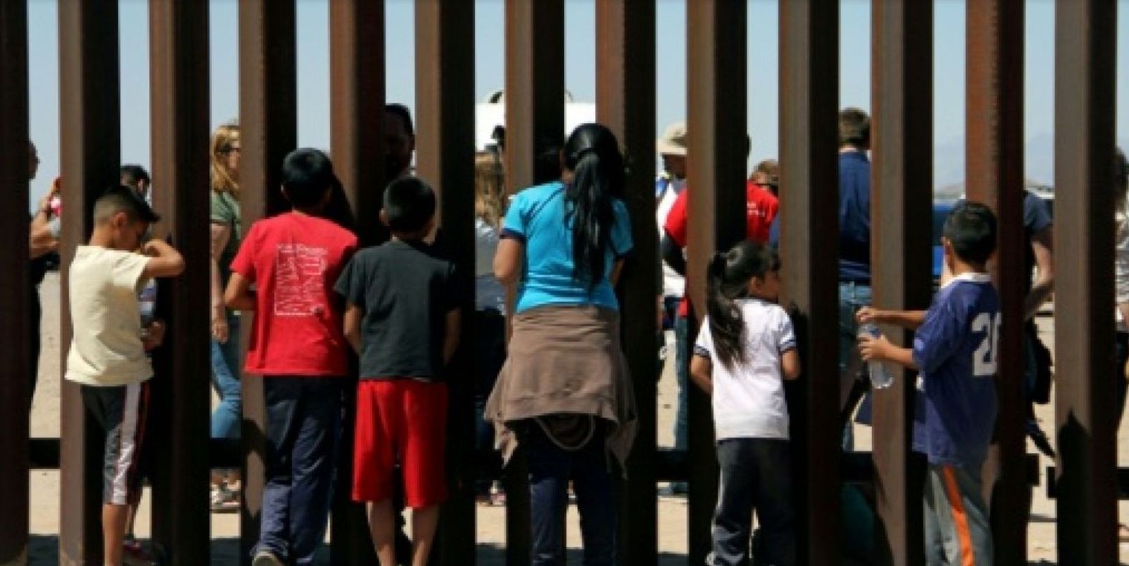 Orando en la frontera