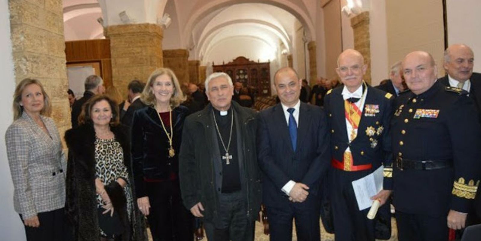 Zornoza y su delegado de Fundaciones, con uniforme