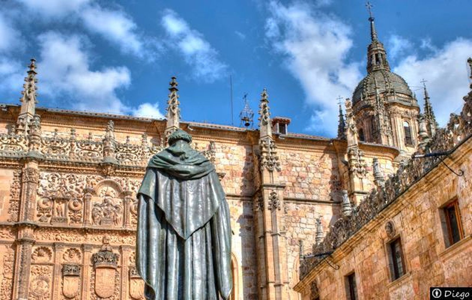 Samantica docet et sanctificat: El ideal de dar la mano