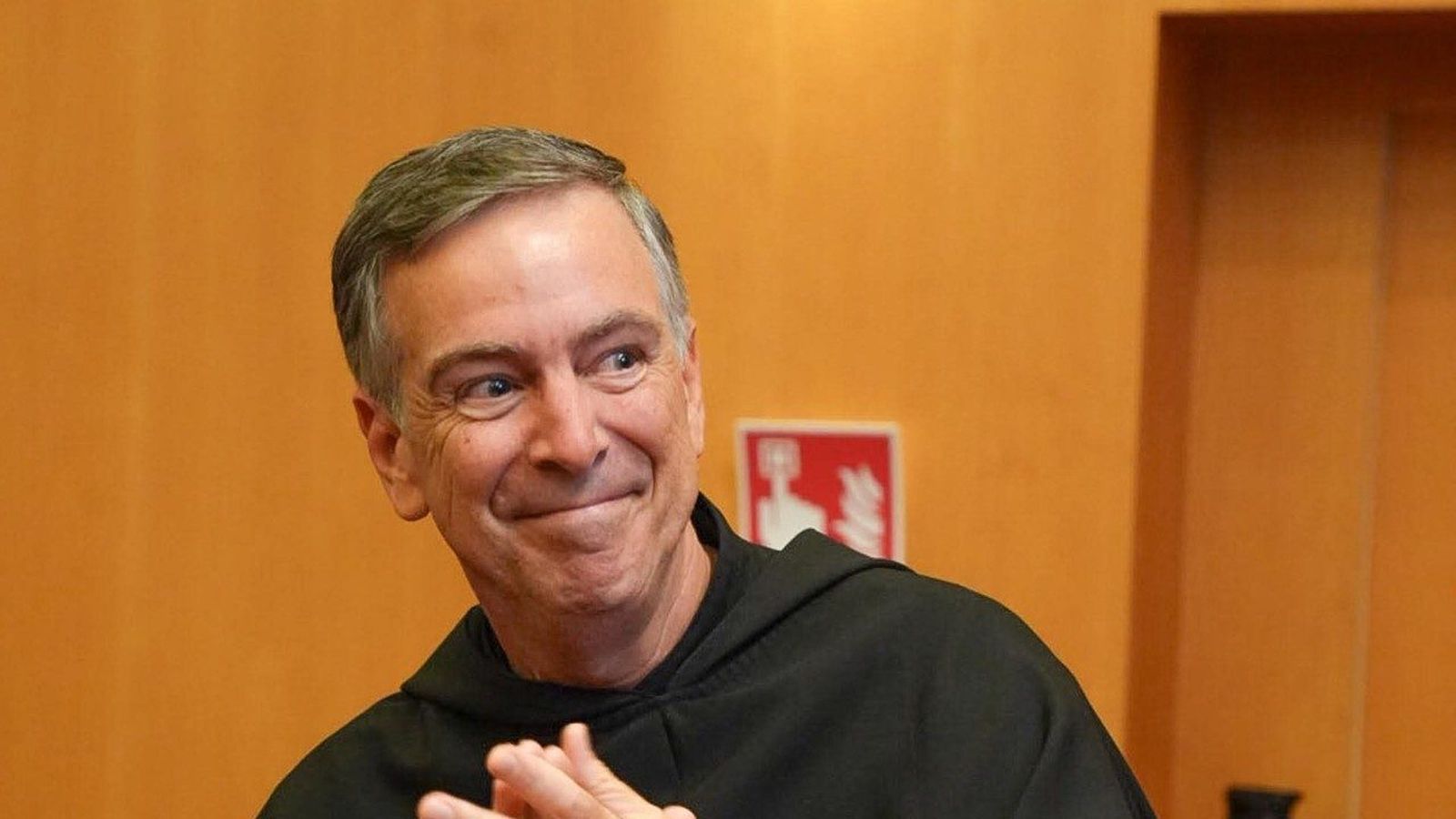 Padre Joseph L. Farrell, Prior General de la Orden de San Agustín