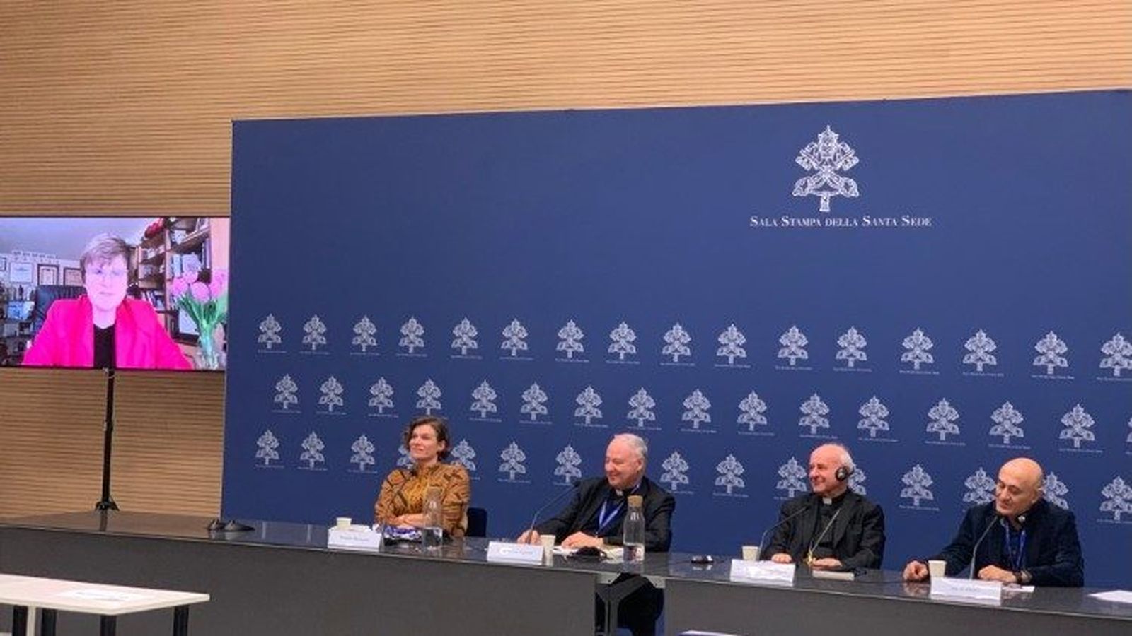 Rueda de prensa de la presentación de la Asamblea de la Academia Pontifica para la Vida