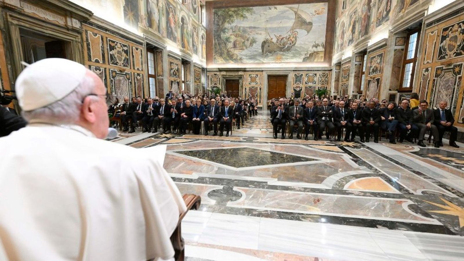 El Papa, con directivos y empleados de entidades de crédito