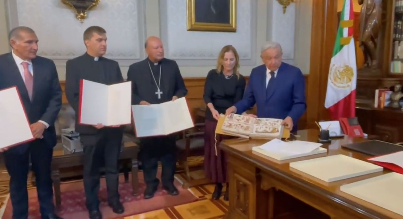 Documentos enviados por Francisco a México