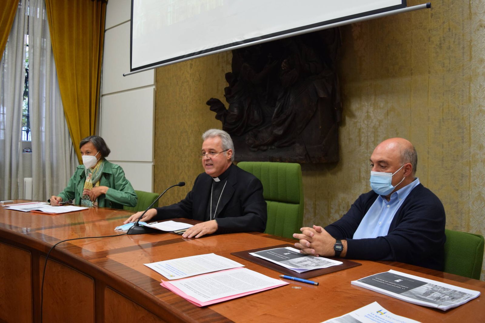Mon. Mario Iceta presenta los resultados de la encuesta diocesana