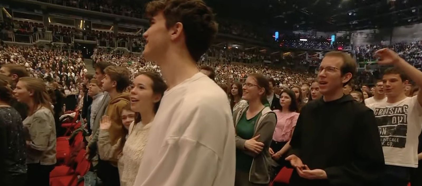 Miles de jóvenes, con el Papa