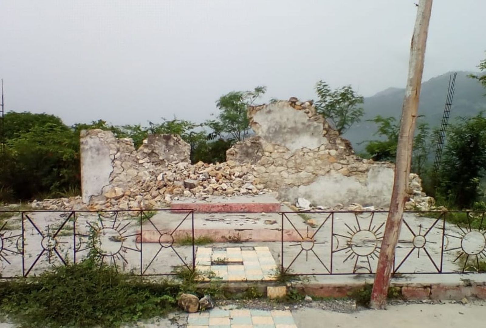 Capilla destruida en Haití