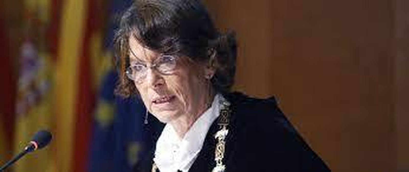 Esther Giménez-Salinas