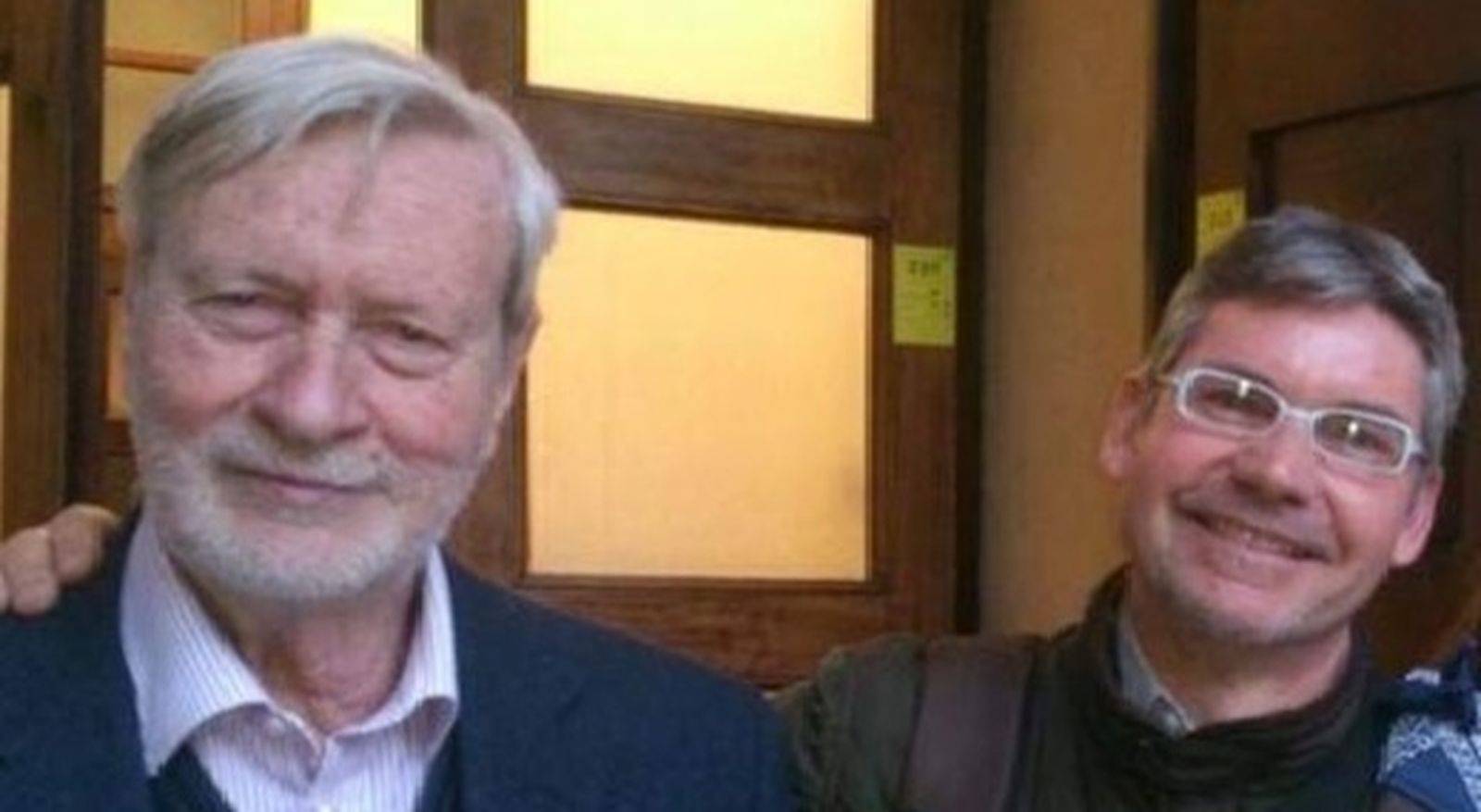 “Este Papa me quita la vergüenza de llamarme católico” (Vattimo)