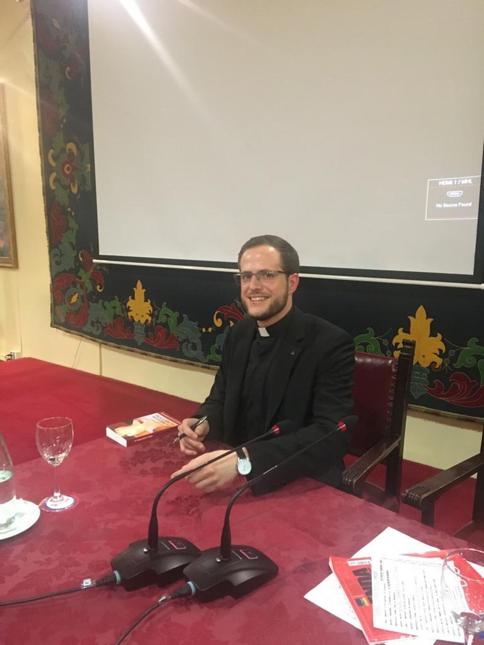 Daniel Cuesta, sj.: "Las hermandades han asumido con responsabilidad y seriedad la suspensión de las procesiones"