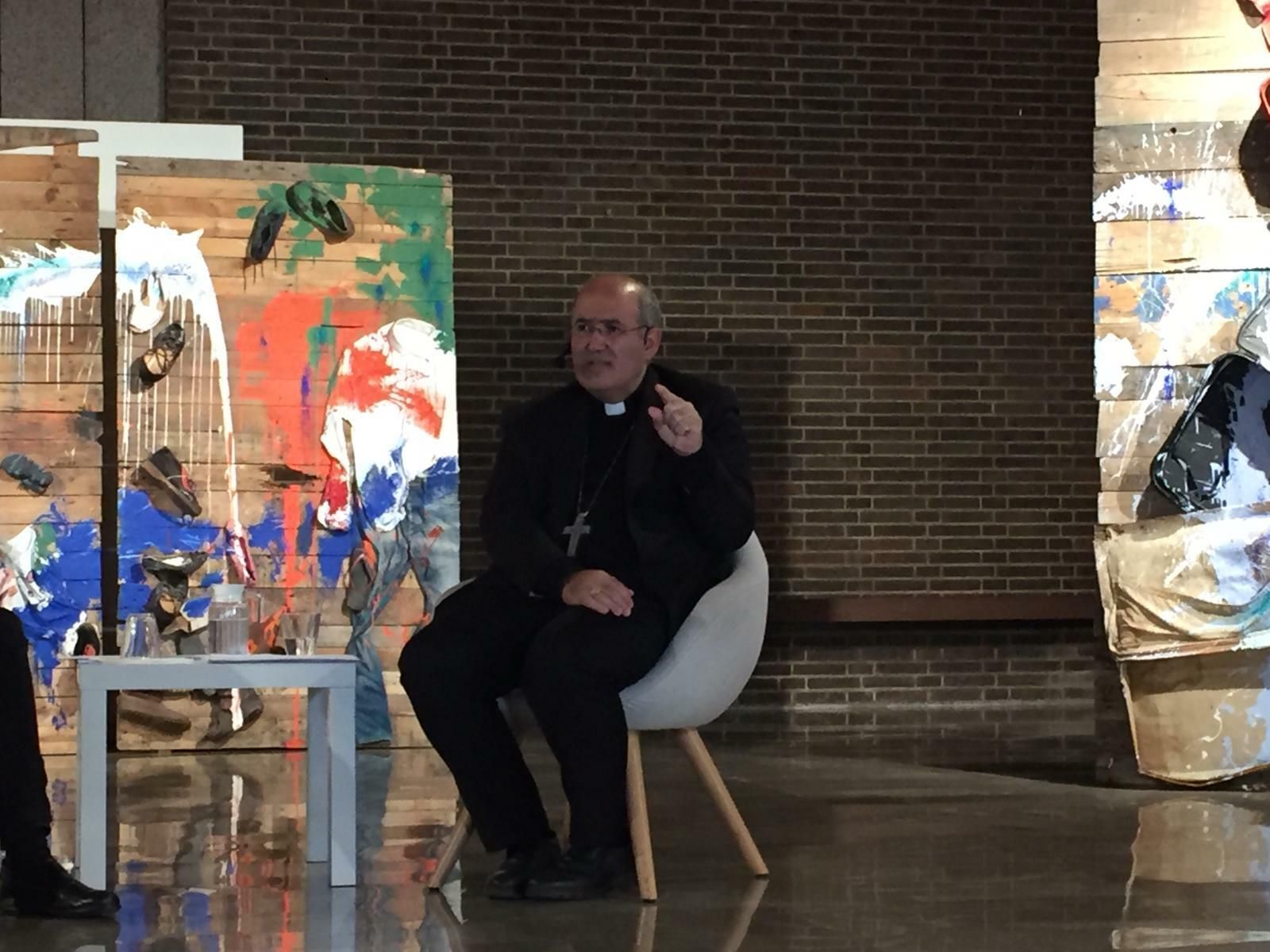 El cardenal Tolentino, en O_Lumen