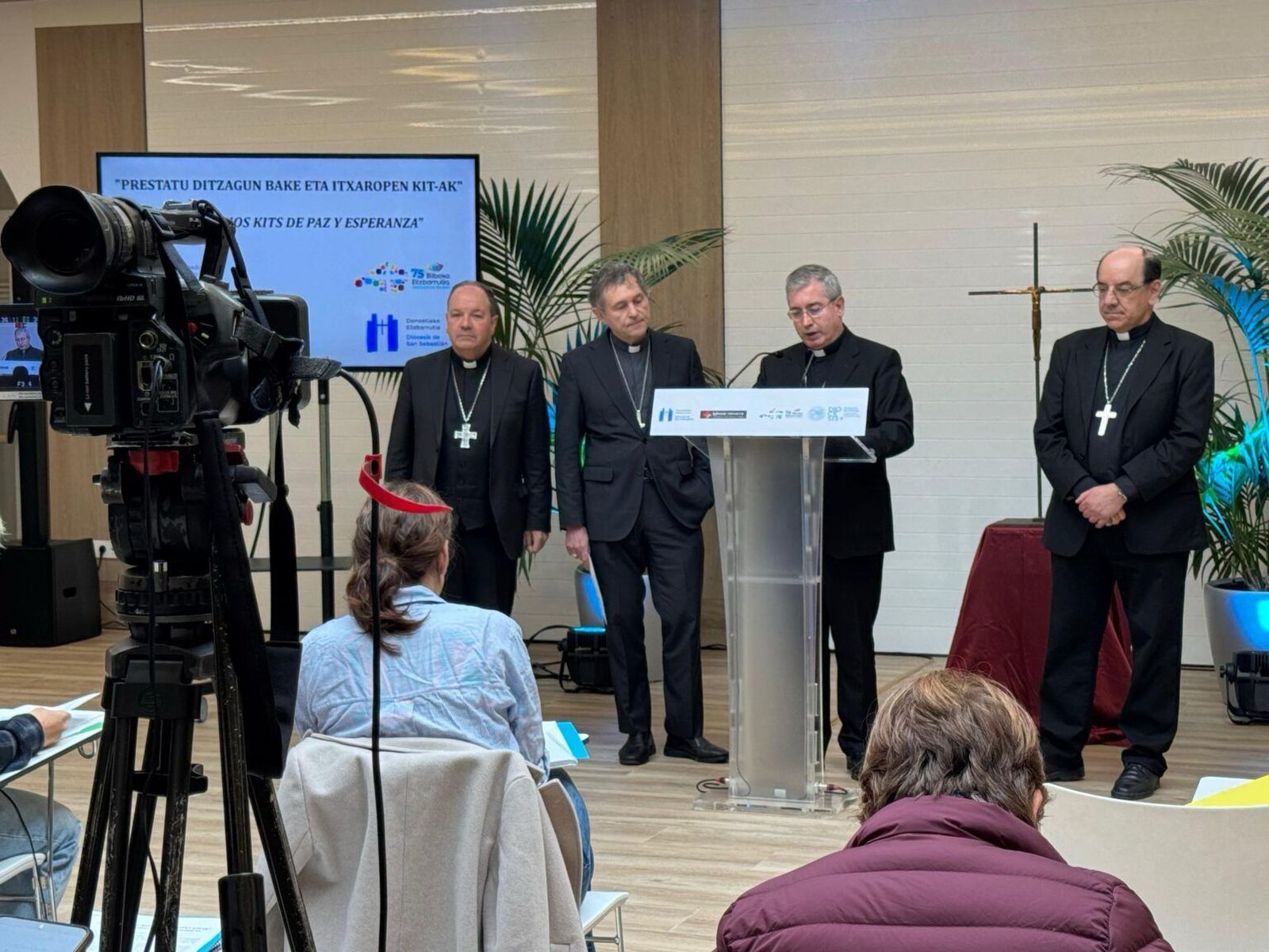 PREPAREMOS “KITS DE PAZ Y ESPERANZA” Una alternativa cristiana frente al miedo y la incertidumbre