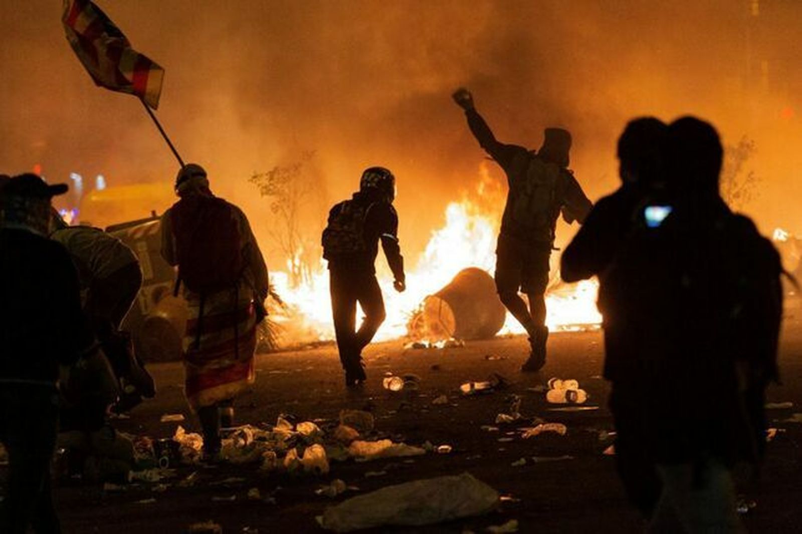 Graves disturbios en Barcelona