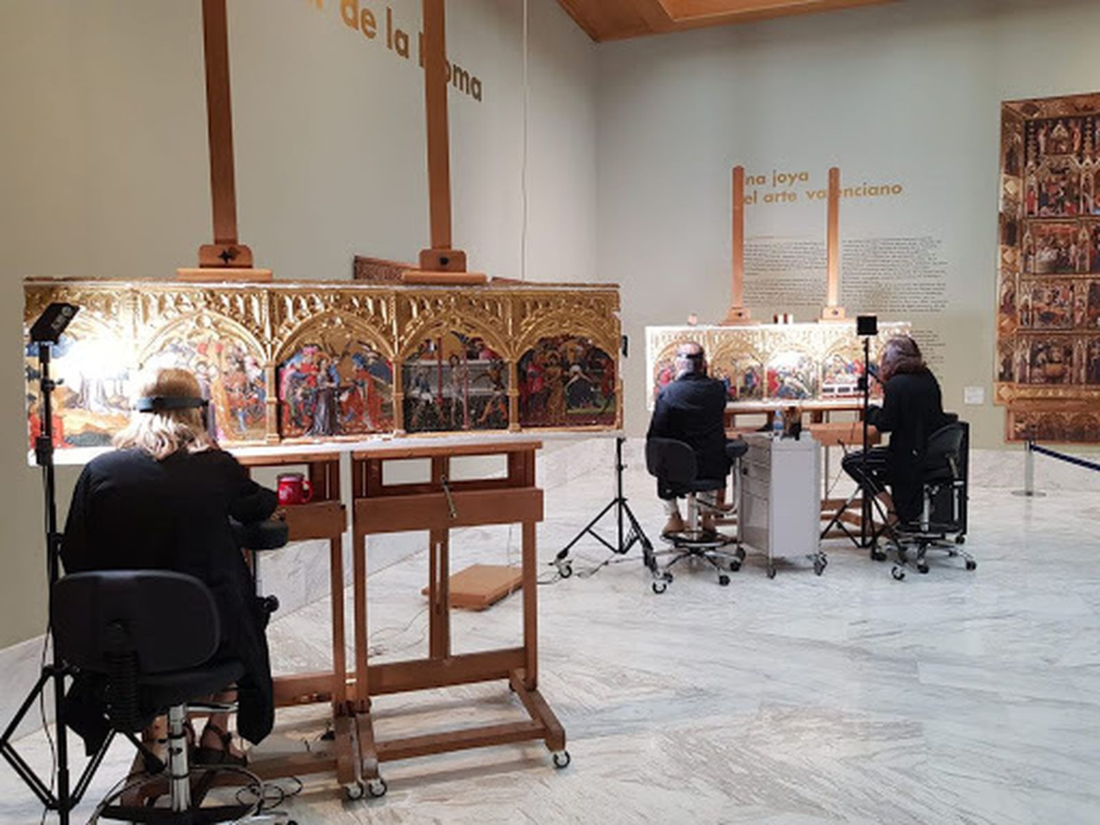 Restauran la predela del retablo de san Jorge