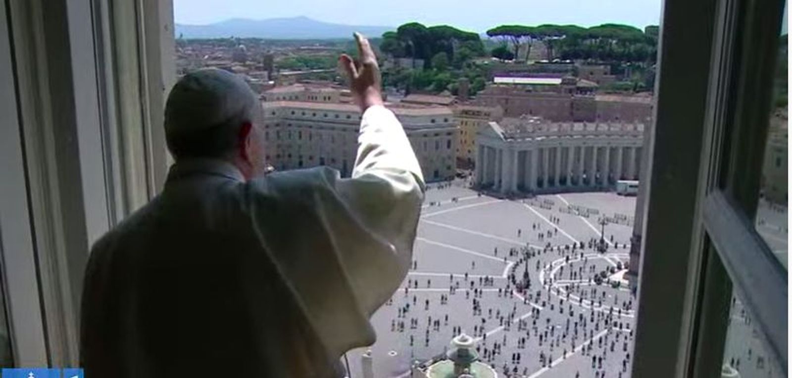 El Papa saludó a los fieles presentes en San Pedro