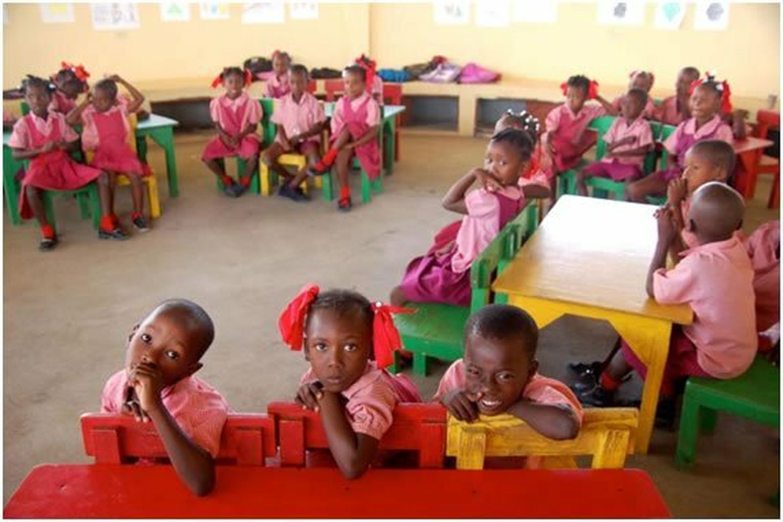 Niños en una escuela de Haití