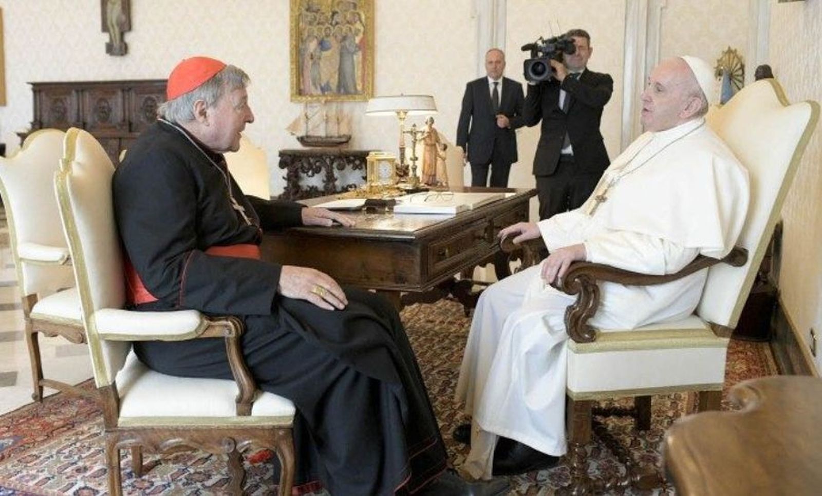 El Papa Francisco recibe al Cardenal Pell