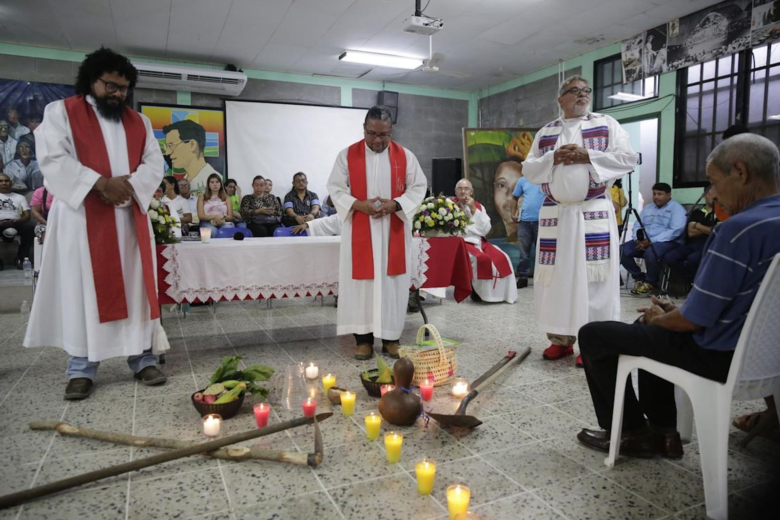 Misa en memoria de la masacre de los Horcones en 1975
