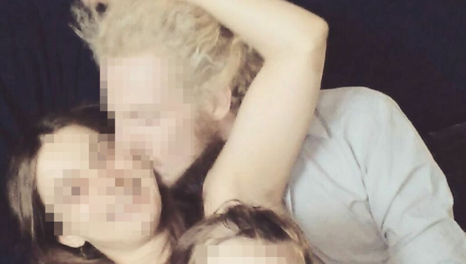 Foto familar de los niños de Godella y sus padres