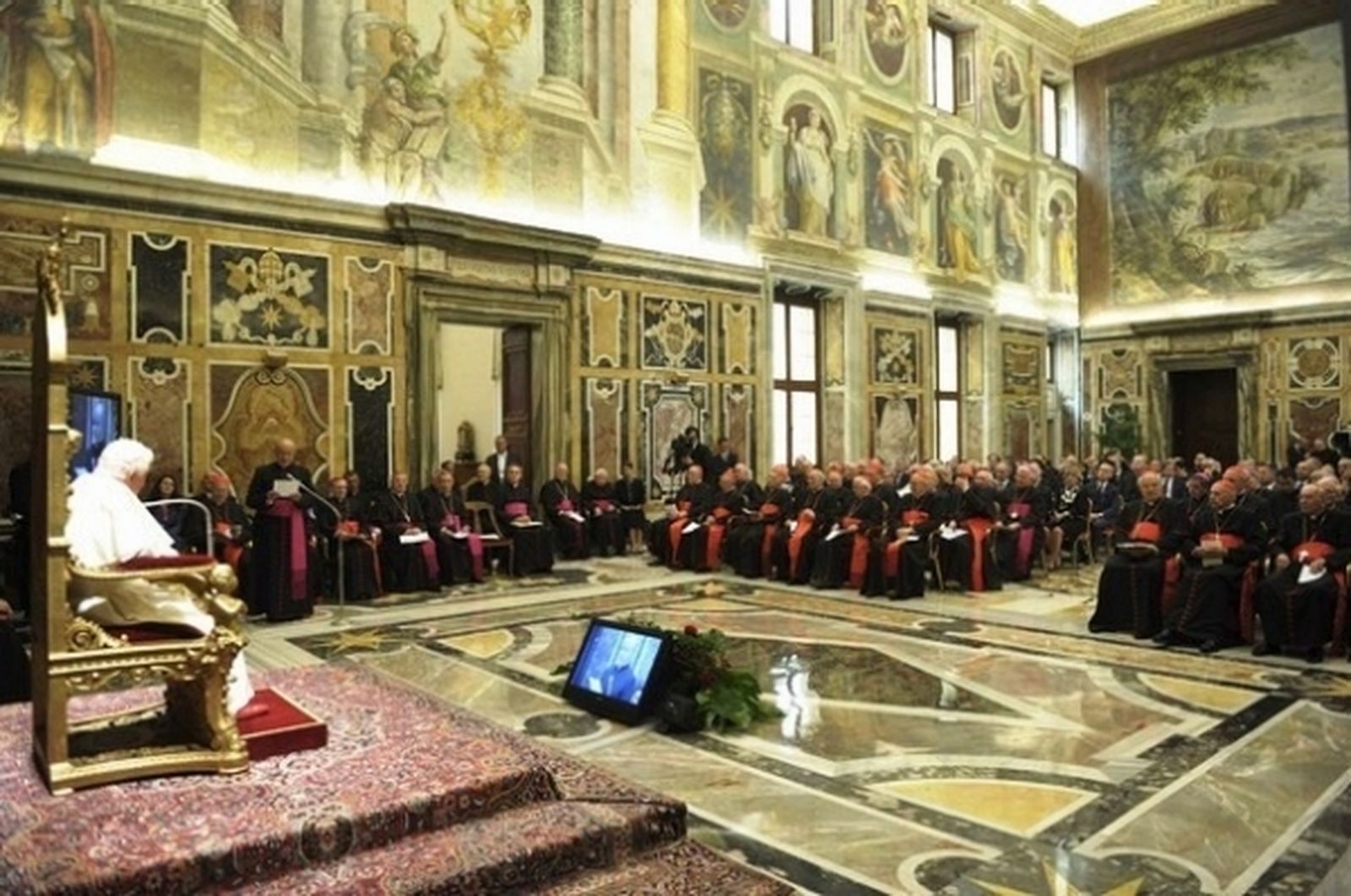 Benedicto XVI entregó por pimera vez el Premio Ratzinger en junio de 2011