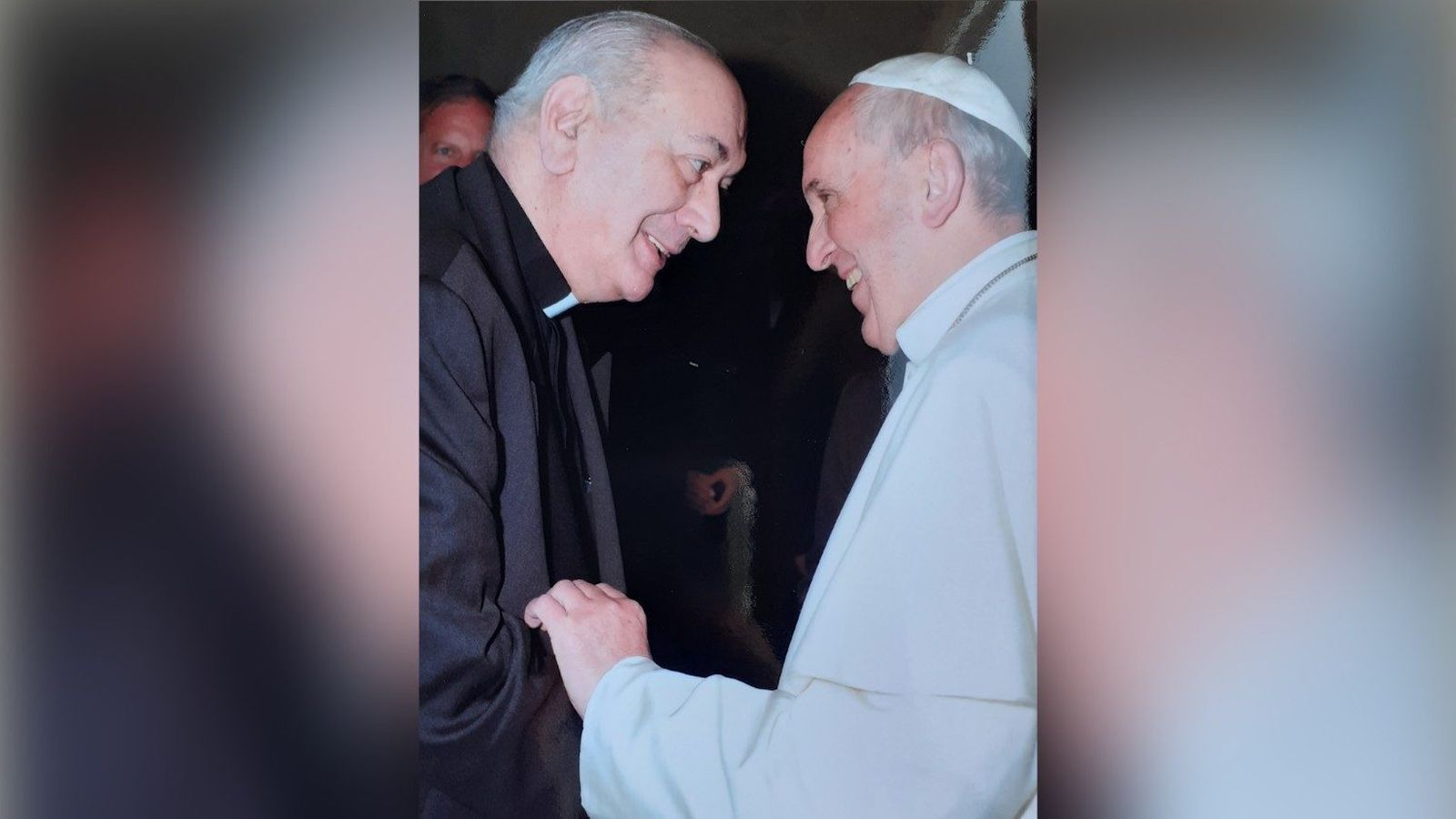 Francisco y el padre Mucci