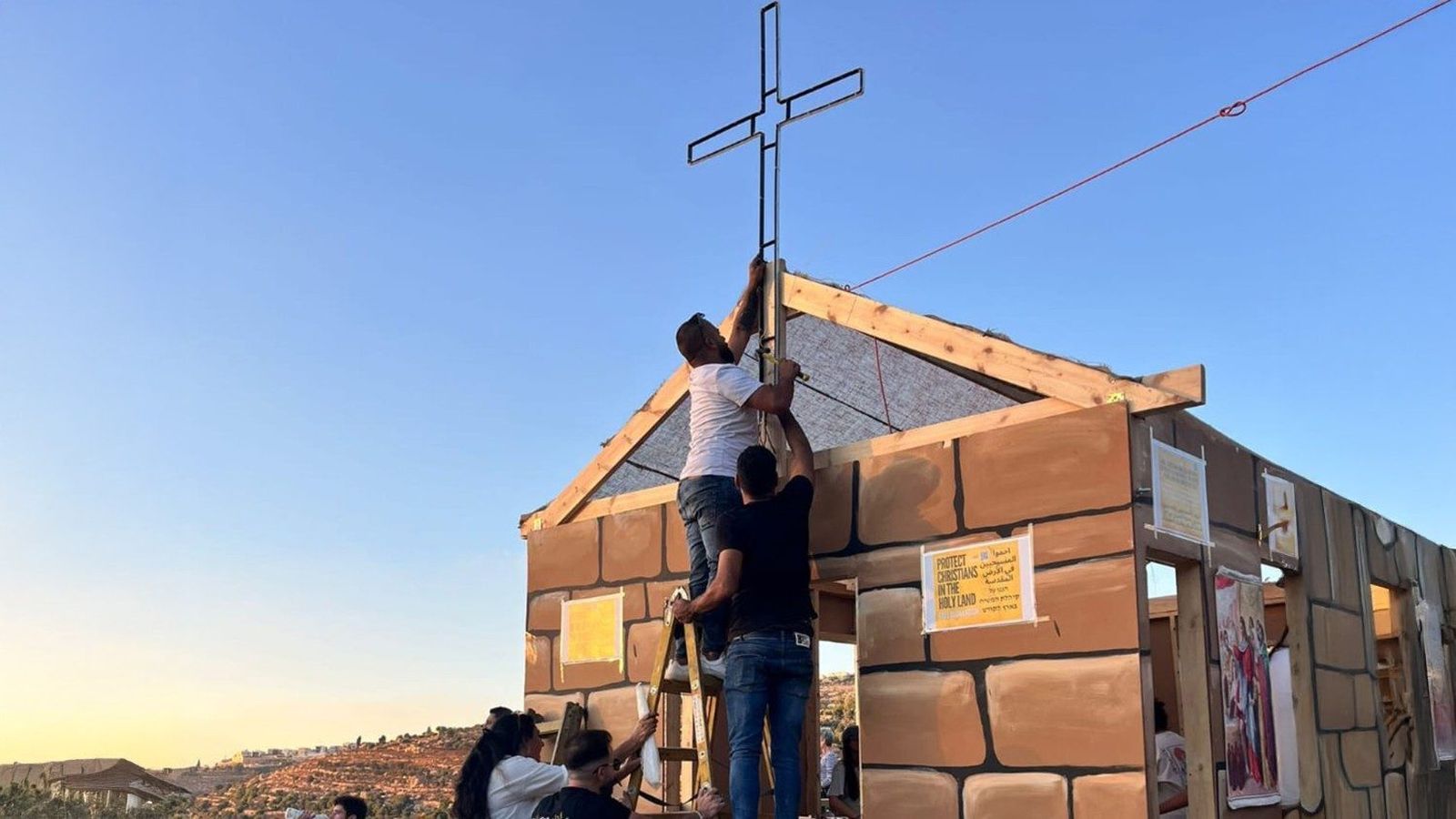 La iglesia construida en el pueblo palestino de El-Makhrur