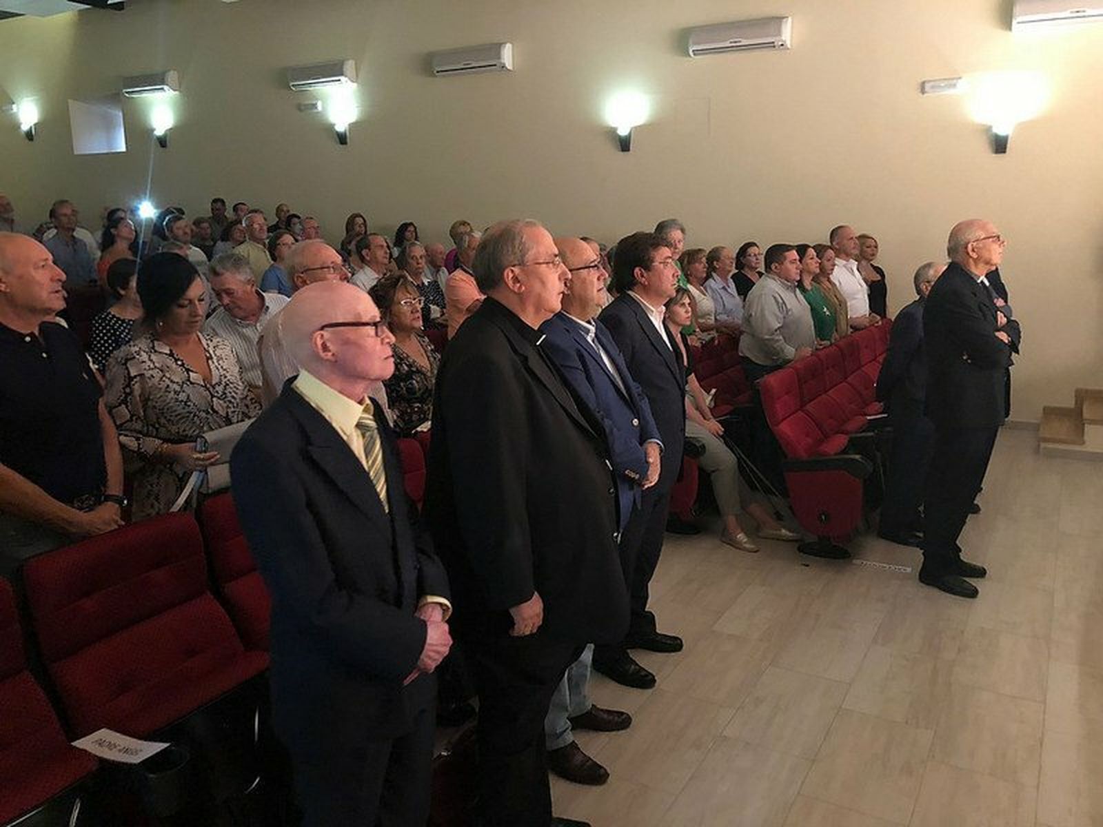 Homenaje a Aradillas